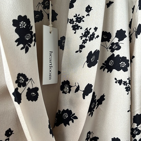 NWT Heartloom floral blouse - Picture 3 of 5